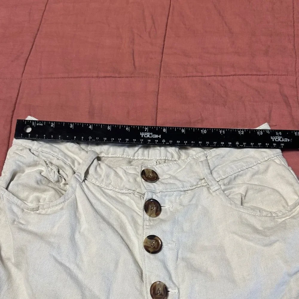 Zara Off-White Buttoned Pants